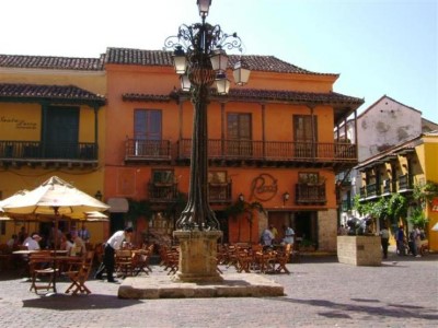 Plaza Santo Domingo, a tour attraction in Cartagena - Bolivar, Colombia